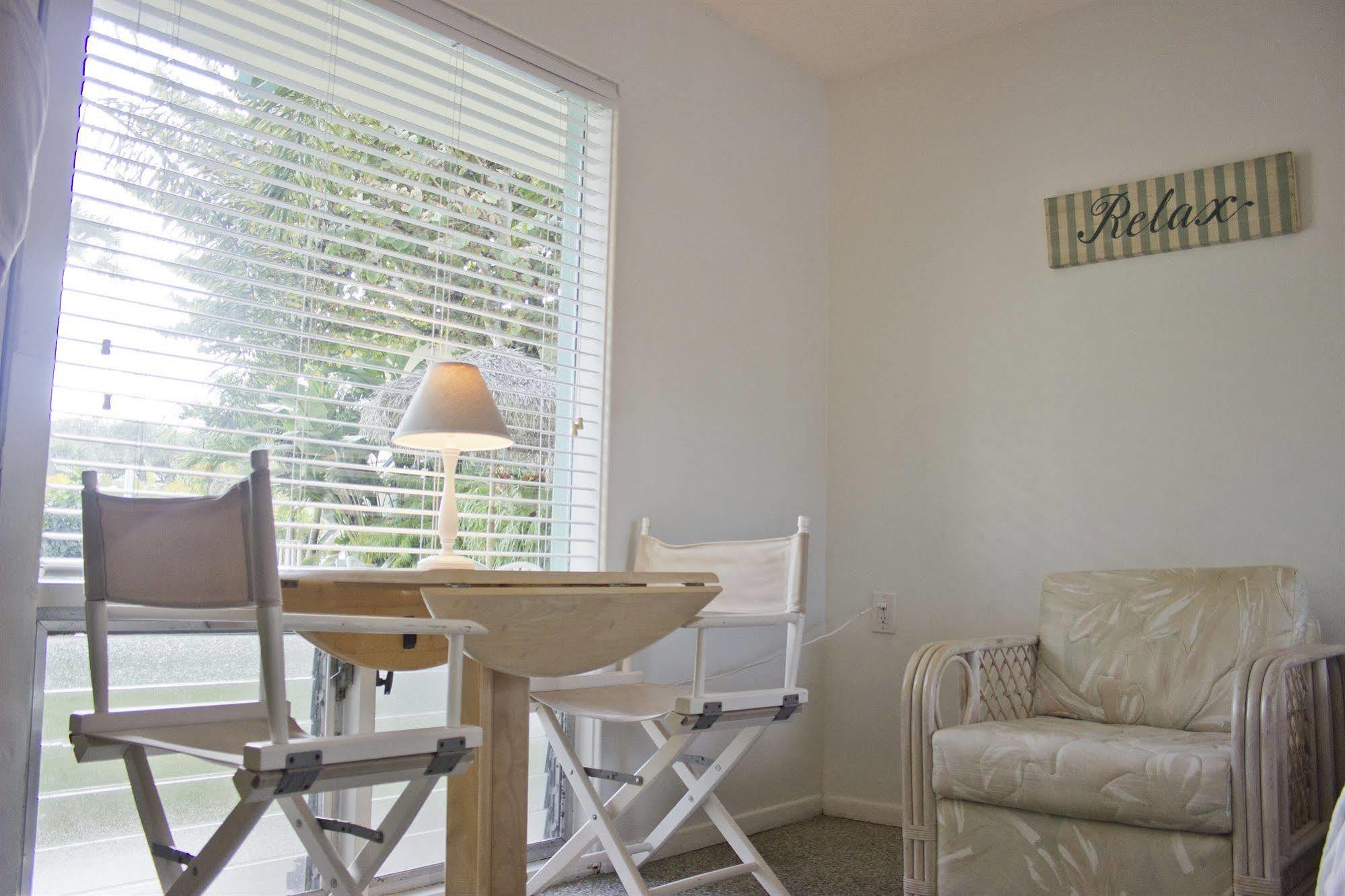Hotel Seaspray Surf Vero Beach