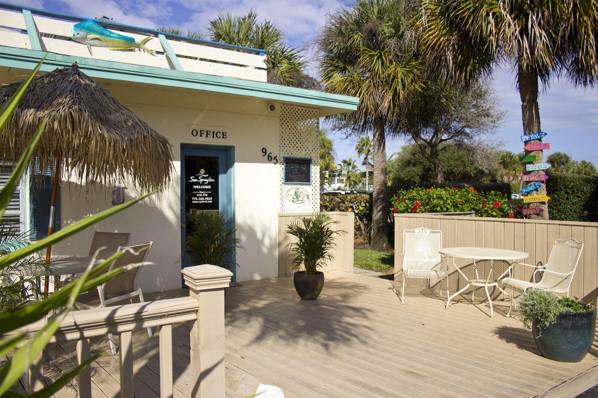 Seaspray Surf Hotel
