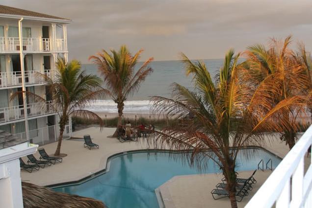 Surf Club