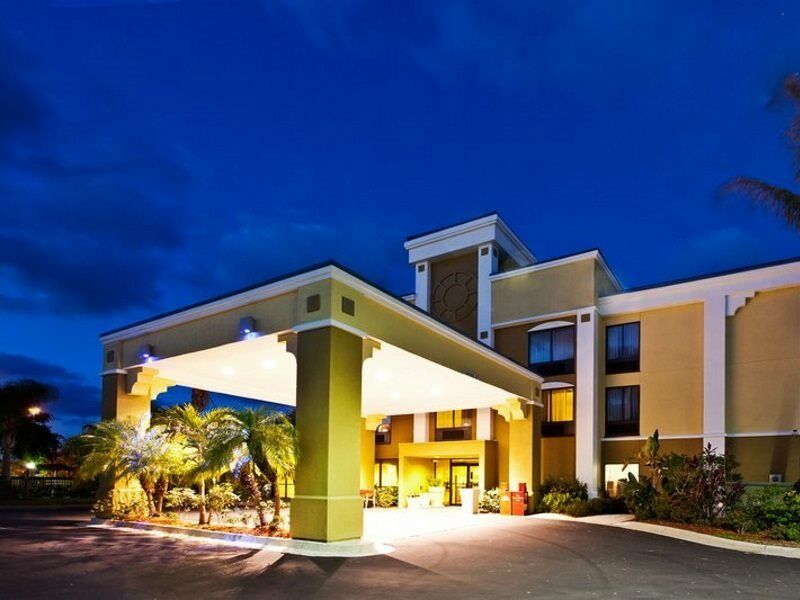 Express Vero Beach-west I-95 By Ihg 3* Vero Beach