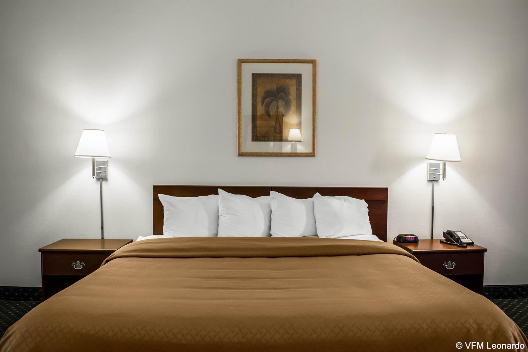 Econo Vero Hotel 2*
