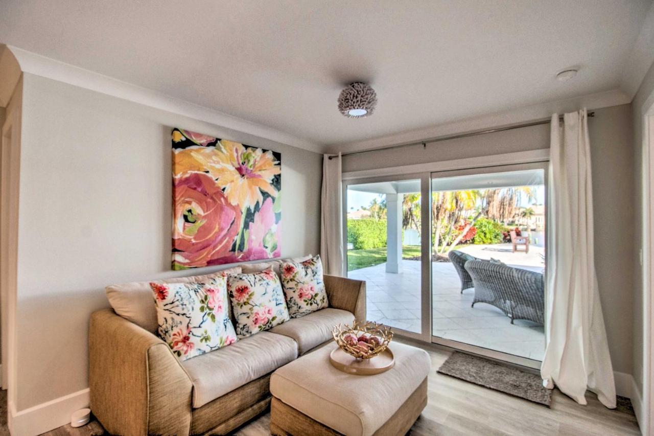Lavish Vero Escape With Pool, Patio And Dock! Holiday home *