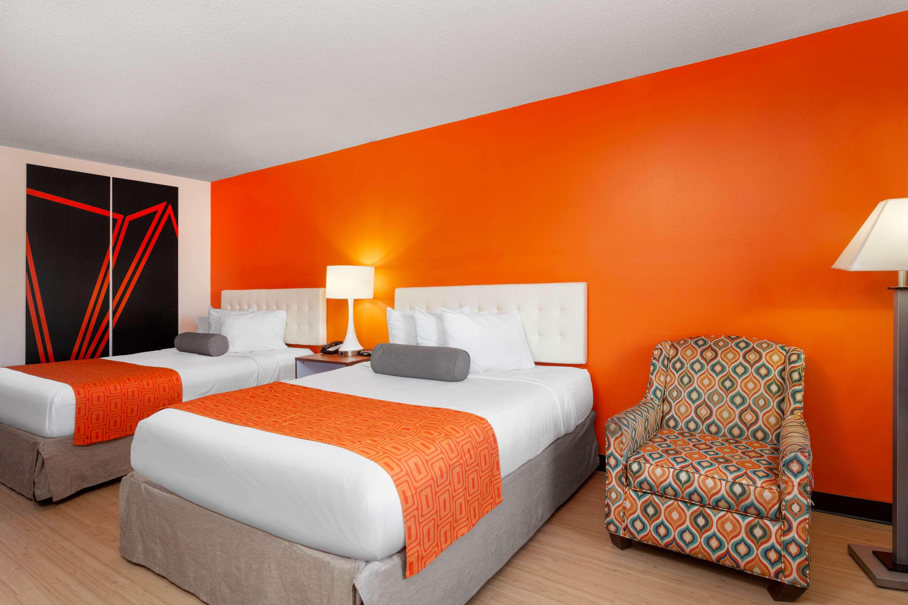 Howard Johnson By Wyndham Vero Beach/i-95 Hotel