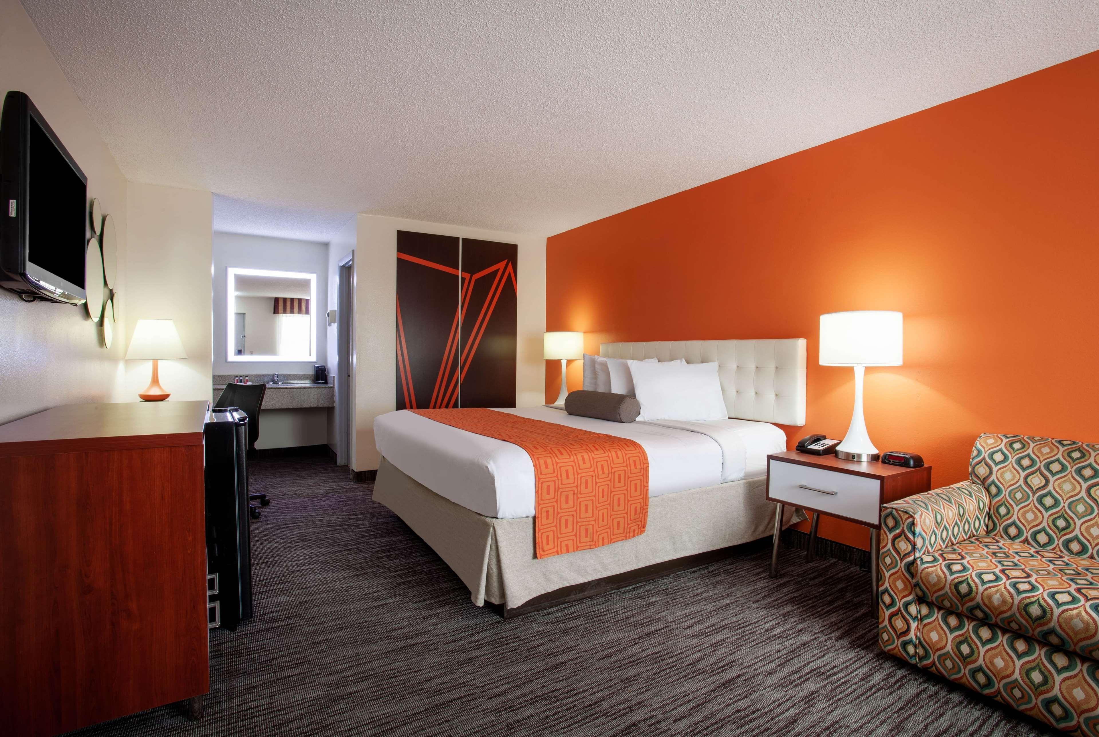 Howard Johnson By Wyndham Vero Beach/i-95 Vero Beach