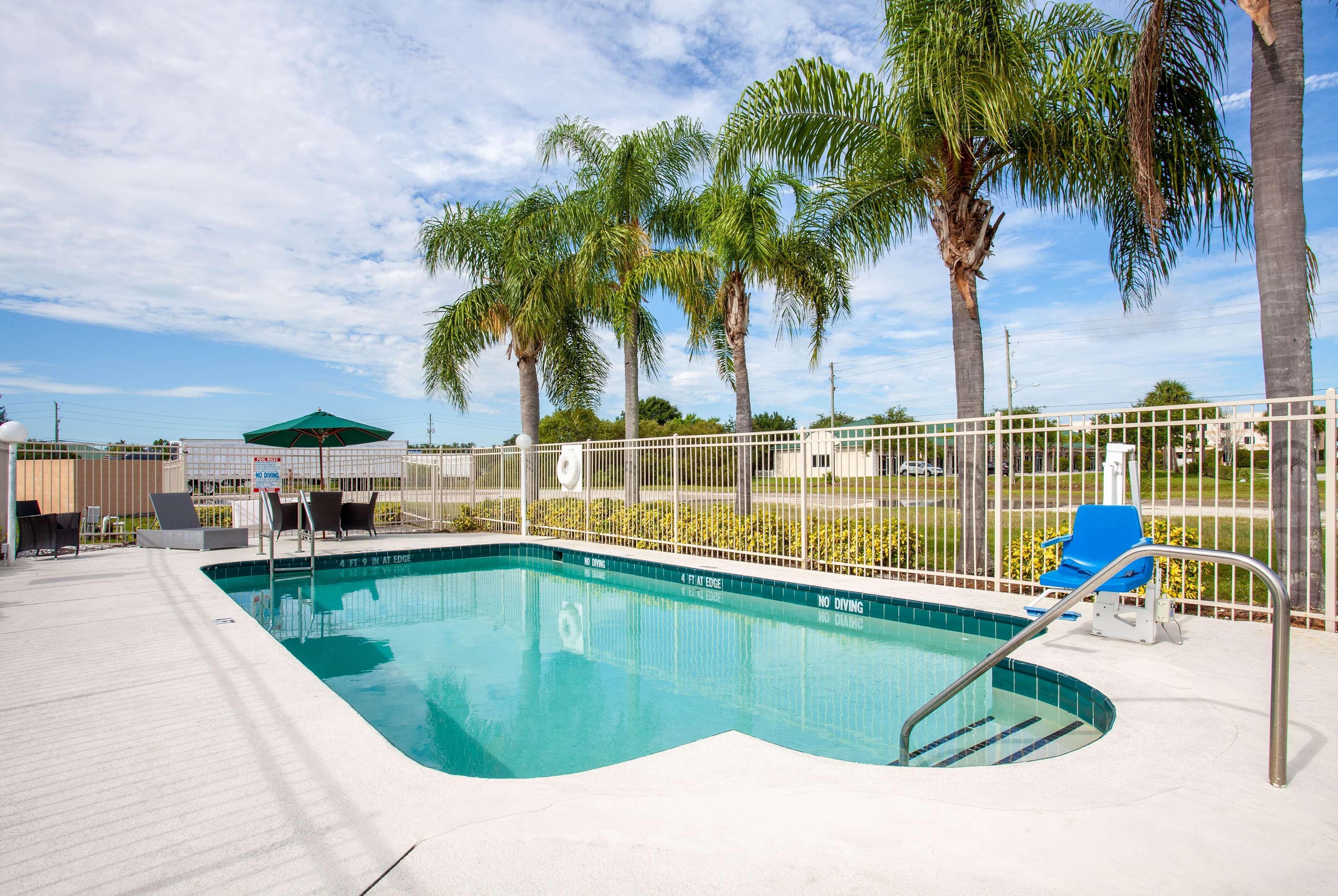 Howard Johnson By Wyndham Vero Beach/i-95 2* Vero Beach