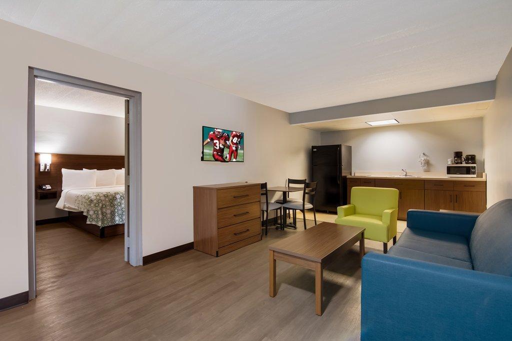 Hotel Hometowne By Red Roof Vero - I-95 Vero Beach