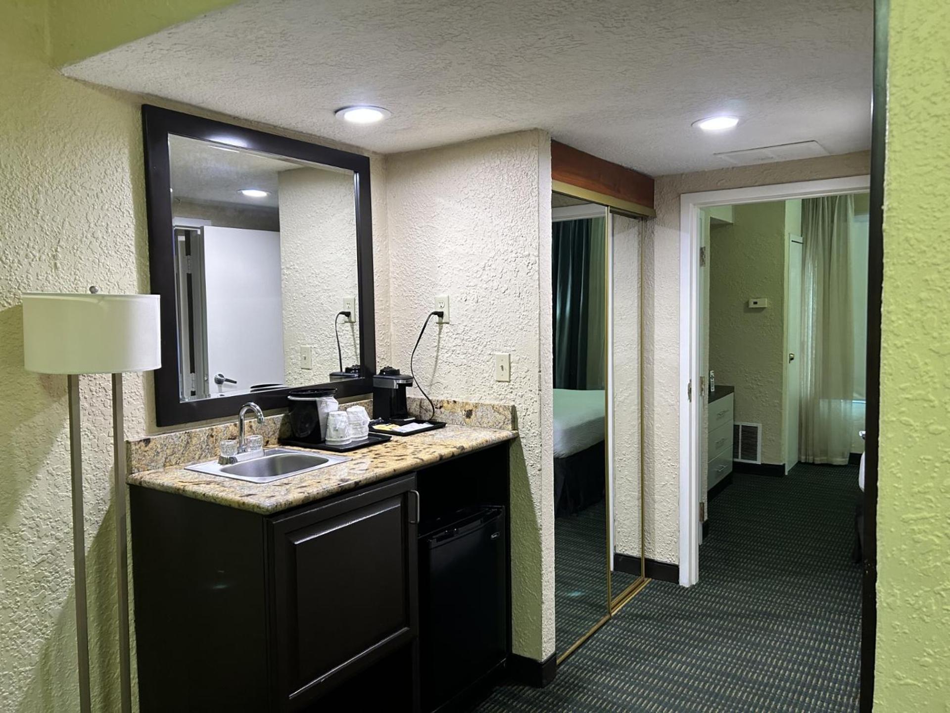 Surestay Plus By Best Western Hotel Vero Beach