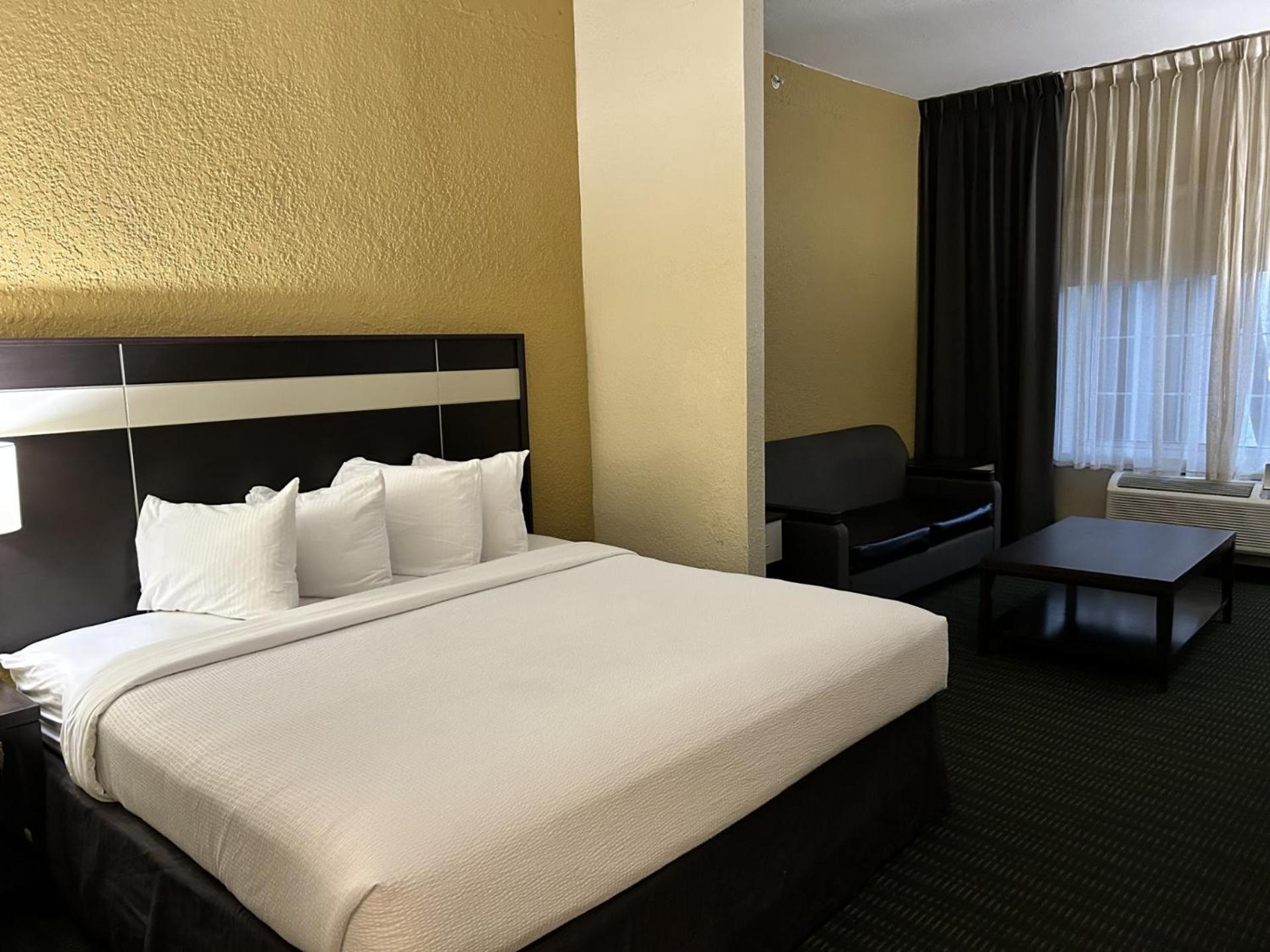 Hotel Surestay Plus By Best Western Vero Beach