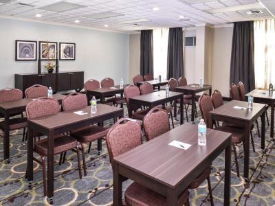 Hotel Hampton Vero Outlets 5*